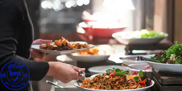 ليلة المأكولات الآسيوية في هوليداي إن العليا...